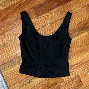 Yansi Fugel Black Top